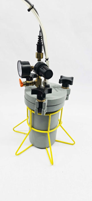 Nordson EFD 615DT 1L Aluminum Fluid Pressure Vessel Tank w/ Pressure Regulator