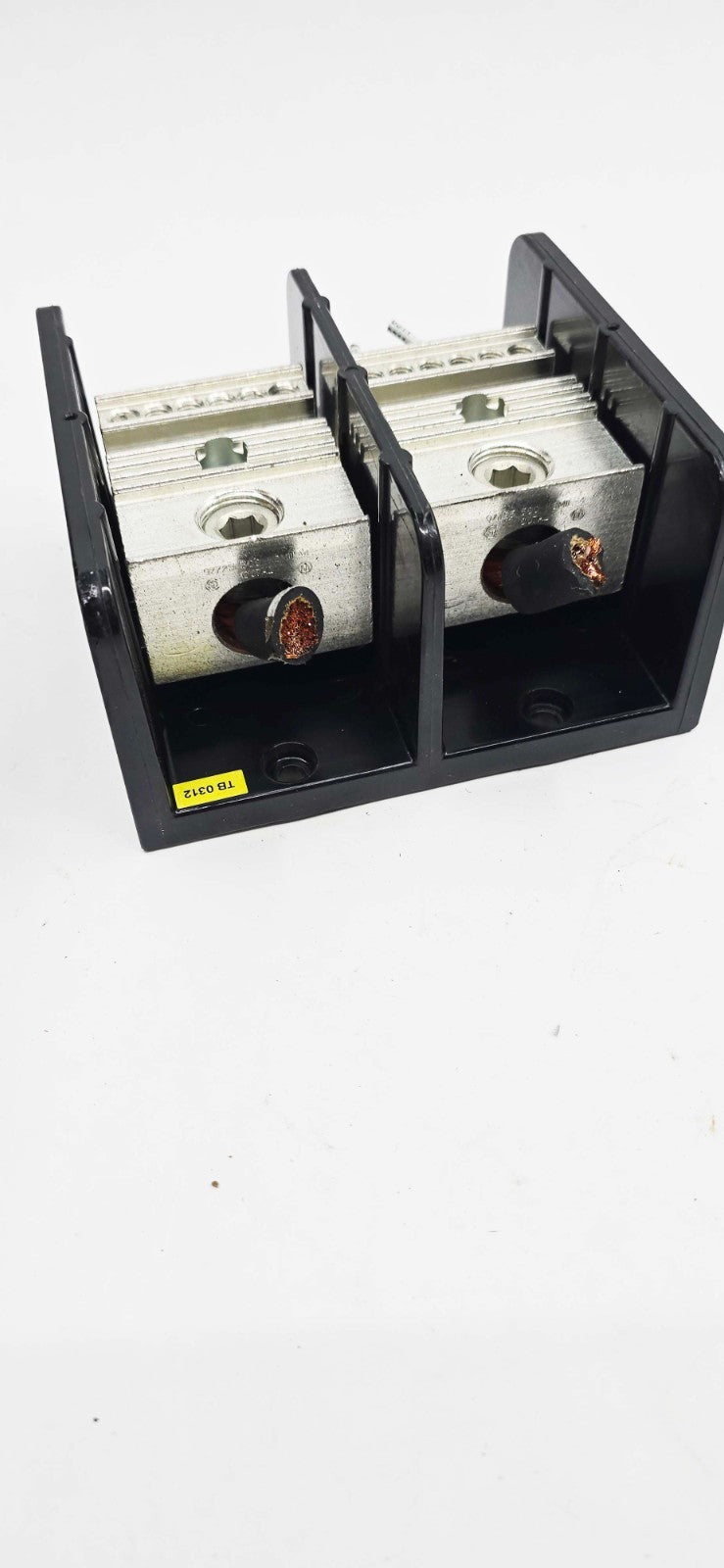 MARATHON 1452552 power distribution block, 600V 380A, panel-mount, four-position rocker switch.