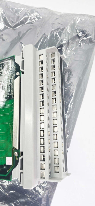 Yokogawa ADM51T Contact Output Module 16 Channel