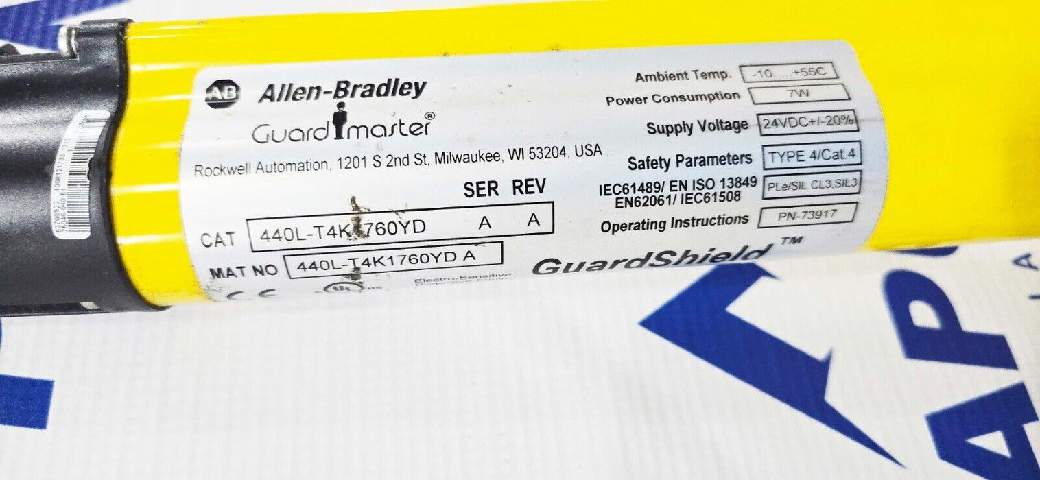 ALLEN BRADLEY 440L-T4K1760YD SERIES A LIGHT FIXTURE