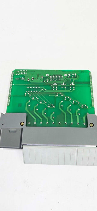 Allen Bradley 1746-OW8 Ser. A Output Module SLC 500