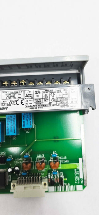 Allen Bradley 1746-OW4 SLC500 4 CH-RELAY OUTPUT MODULE