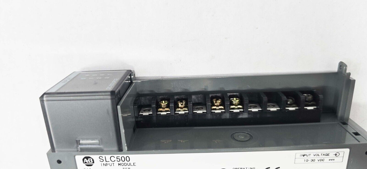ALLEN BRADLEY SLC 500 1746-IV8 SER A INPUT MODULE