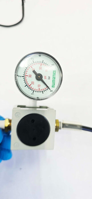 Numatics R14R-02GL Regulator