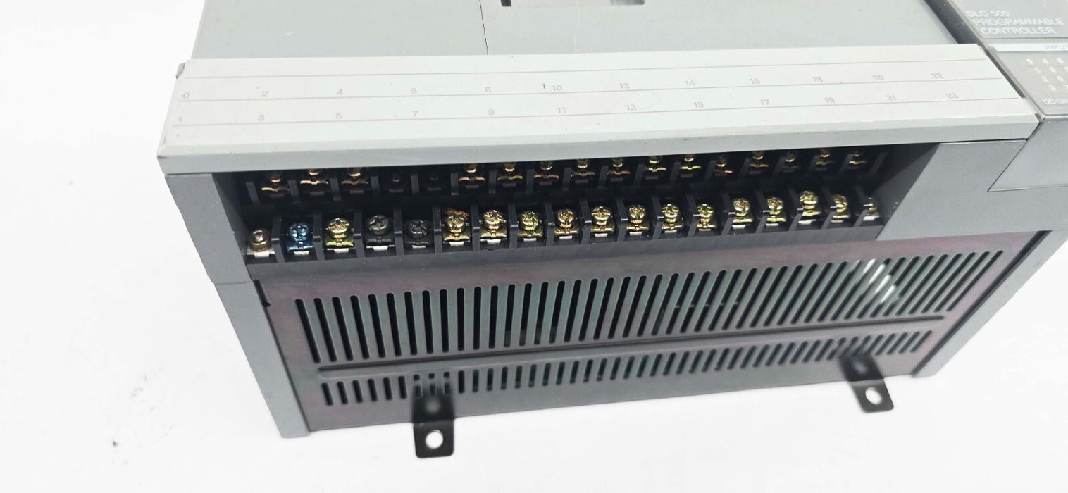 Allen Bradley 1747-L40C SLC500 Processor 40 I/O Unit Ser C FRN 6
