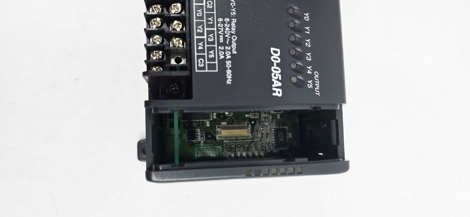 AUTOMATION DIRECT D0-05AR DIRECTLOGIC DL05 KOYO PLC UNIT