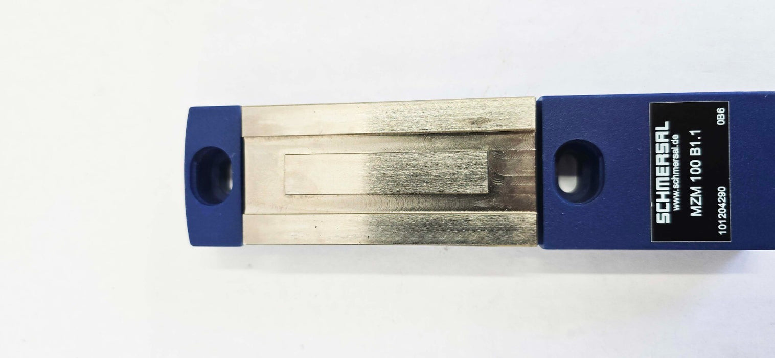 SCHMERSAL MZM-100-B1.1 Locking Guard