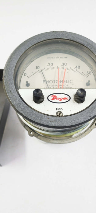Dwyer 3000-00C Photohelic Pressure Switch/Gauge, 0-.50" W.C. Range