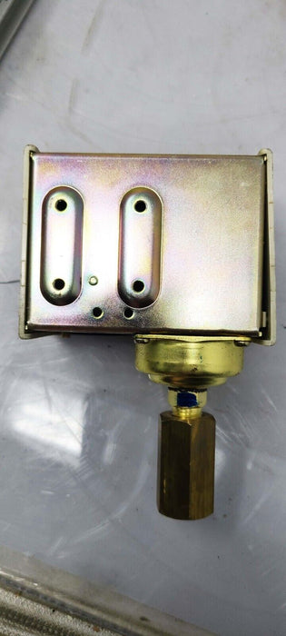Saginomiya SNS-C106 Pressure Switch