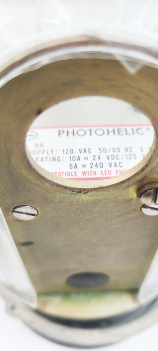Dwyer 3000-00C Photohelic Pressure Switch/Gauge, 0-.50" W.C. Range