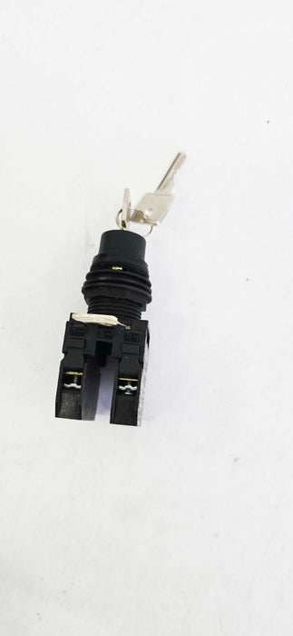 2 Cutler Hammer Eaton E22B2 Contact Blocks with Key Selector Switch