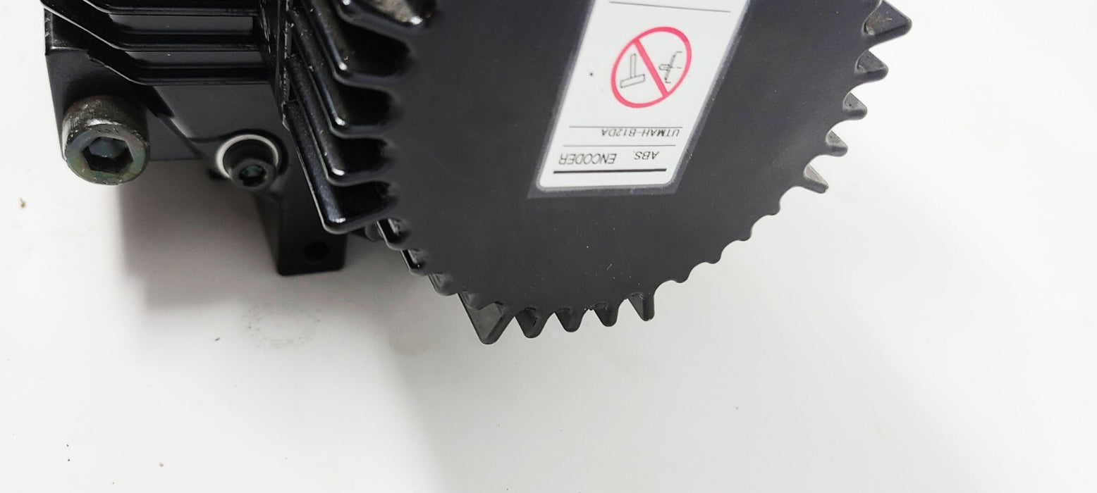 Yaskawa SGMG-55AWABF Servo Motor 5500w 1500rpm 35nm 200v-ac
