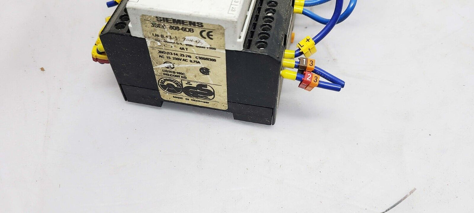 Siemens 3SE6 808-6DB Safety Relay
